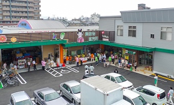 博多じょうもんさん 曰佐市場